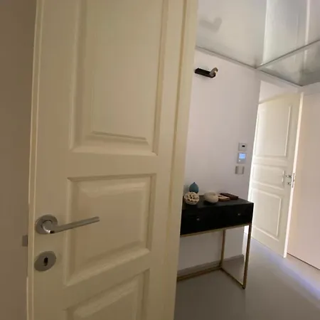 Dimora San Giovanni Нардо